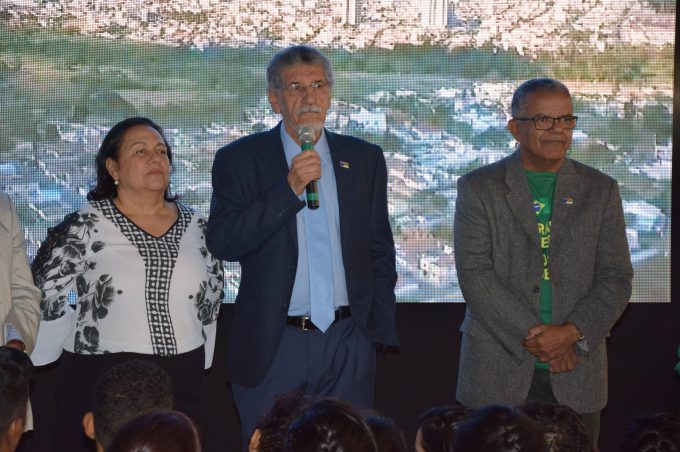Governo Municipal participa da inauguração da loja Havan