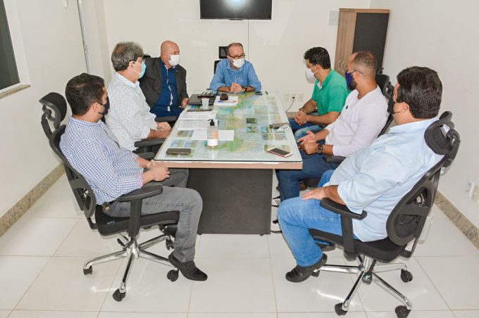 Desenvolvimento do turismo em Conquista é pauta de reunião de comissão da Câmara de Vereadores e Semtre