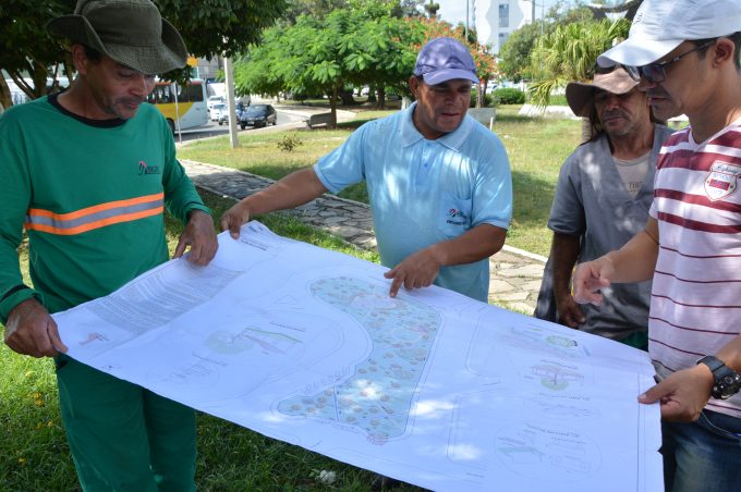 Prefeitura inicia revitalização da Praça Vitor Brito