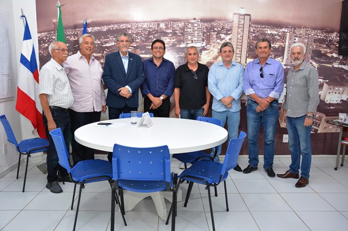 Governo Municipal recepciona nova diretoria da Coopmac