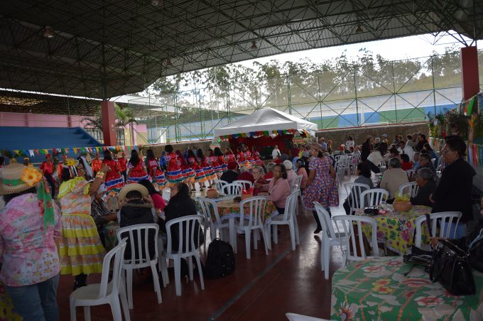 Arraiá da Terceira idade anima participantes do Centro de Convivência do Idoso