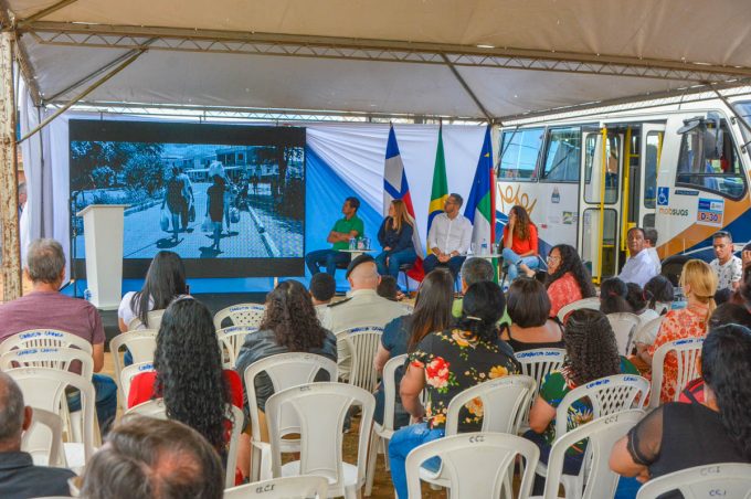 Prefeita Sheila Lemos lança programa Acolhe Conquista e anuncia investimento histórico para políticas de assistência social