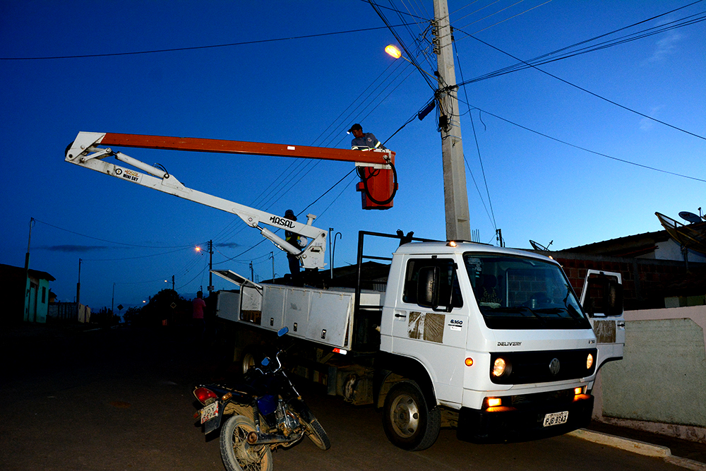 Prefeitura realiza melhorias na iluminação de Bate-Pé