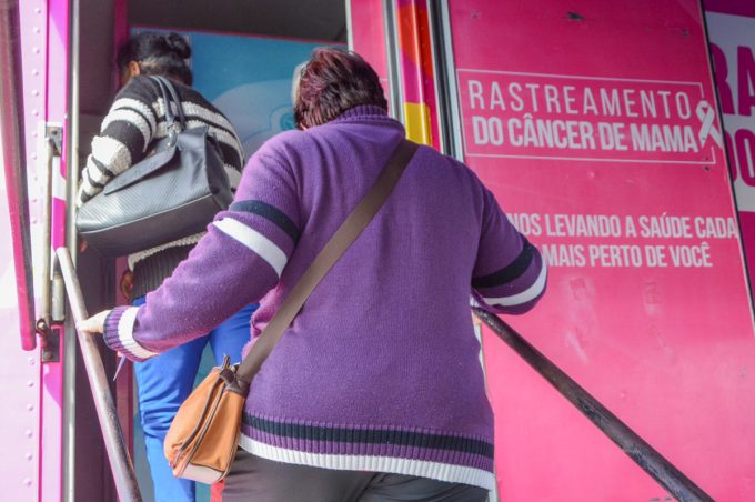 Ação Itinerante de Rastreamento do Câncer de Mama começou hoje e prevê realização de 2.100 mamografias