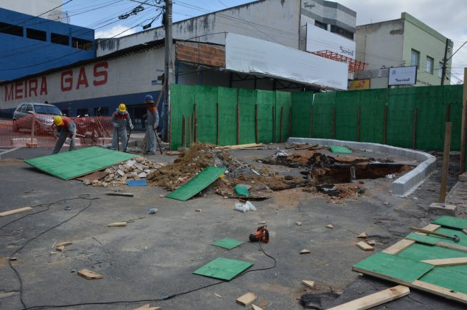 Prefeitura inicia recuperação do cruzamento da Avenida Cassiano Santos e Rua da Misericórdia