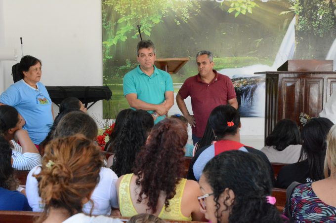 Prefeitura apresenta programa Recriar Solidário na Comunidade do Bem Querer