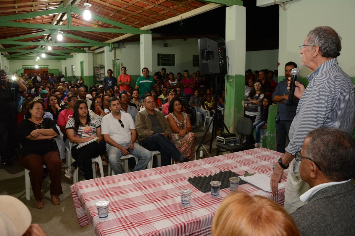 Governo Municipal se reúne com mais de 150 pessoas na zona rural