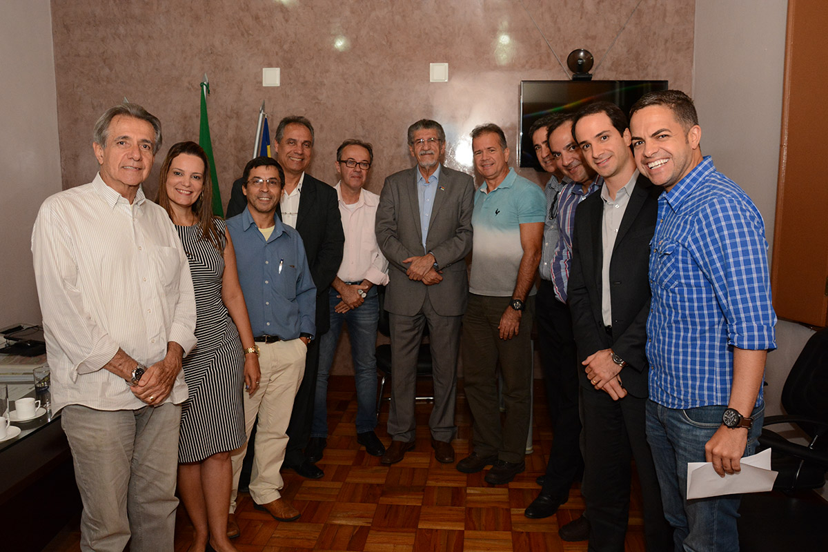 Governo Municipal se reúne com Movimento Pró-Conquistas