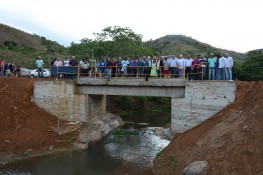 Prefeitura Municipal entrega ponte do Jeribá