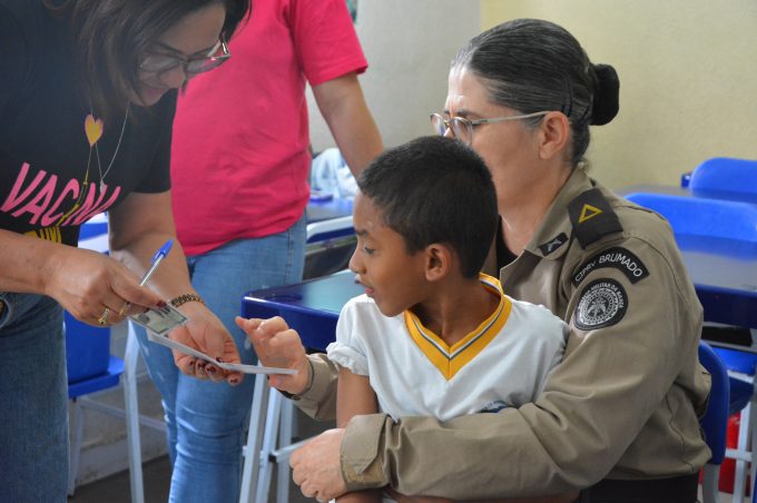 Campanha de Multivacinação imuniza alunos da Escola Municipal Tenente-Coronel Manoel Joaquim Pinto Paca