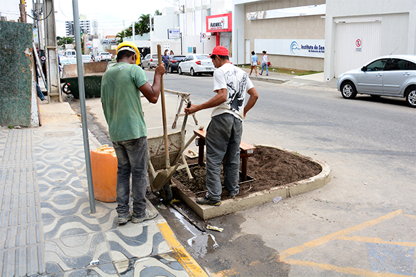 Rua Góes Calmon é beneficiada com projeto de arborização
