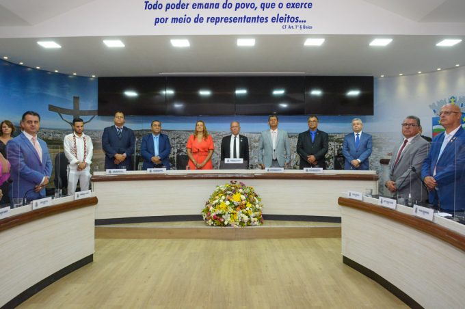 Em sessão da Câmara, Prefeita destaca harmonia entre os poderes como fundamental para avanço do município