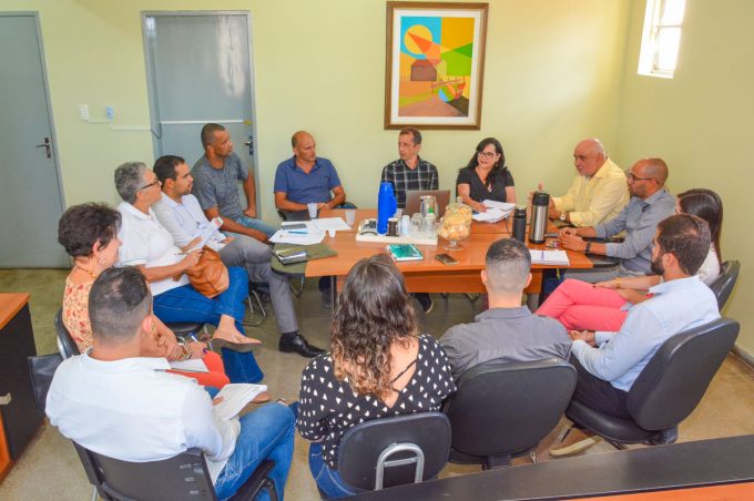 Governo Municipal mantém diálogo aberto com representantes do Sinserv