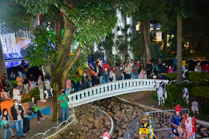 Apresentações culturais do Natal Conquista de Luz agradam em cheio aos visitantes
