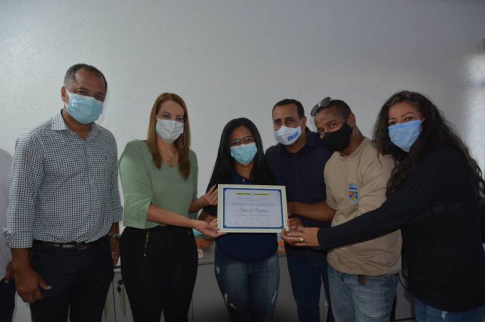 Servidores de Serviços Públicos são homenageados com moção de aplauso da Câmara de Vereadores