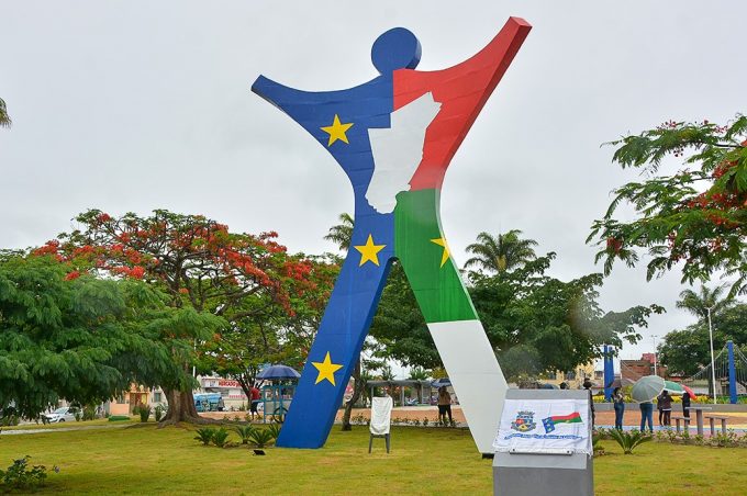 181 anos de Conquista: Prefeitura entrega Praça Desembargador Mármore Neto