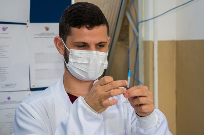 Pessoas com retorno em 9 de setembro ou datas anteriores devem tomar a 2ª dose nesta quarta