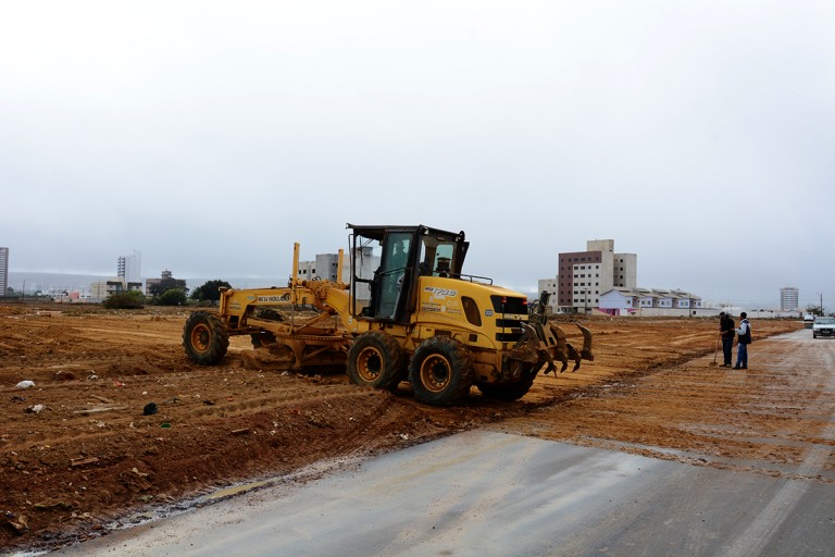Obras do Corredor Perimetral avançam por três bairros