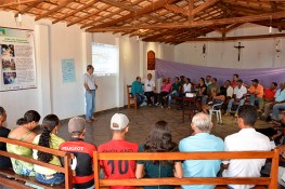 Agricultores da região de Poço Comprido aprendem a plantar e colher de forma sustentável
