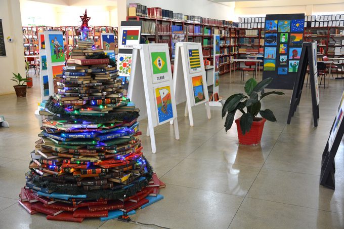 Exposição Revelando Talentos está na Biblioteca Municipal