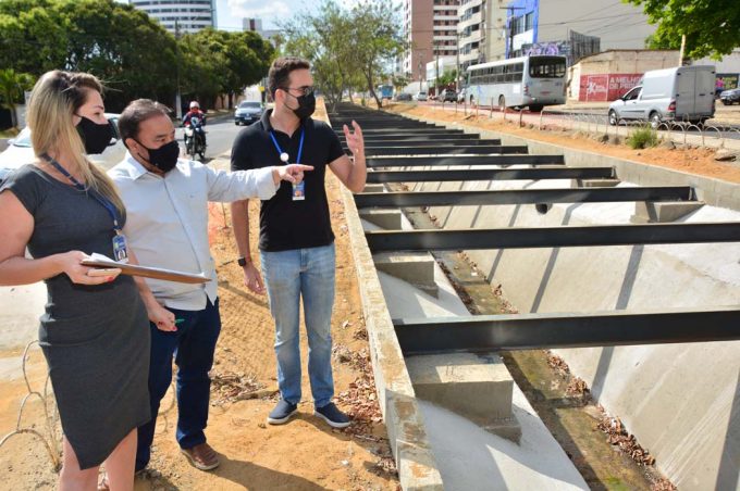 Obra na Olívia será retomada com chegada do material para cobertura do canal