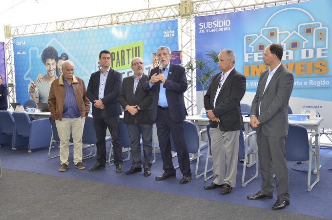 Governo Municipal participa de abertura da Feira de Imóveis da Caixa