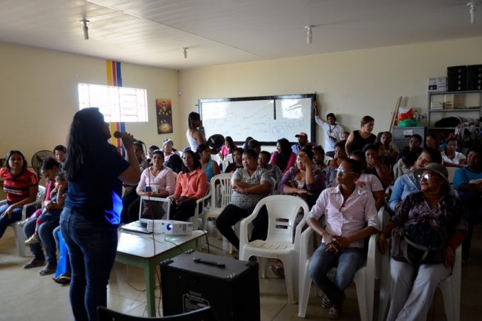 Mães do Conquista Criança aprendem a se prevenir contra o câncer de mama