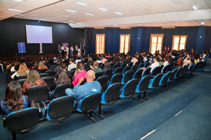 Selo Unicef apresenta metodologia de proteção a crianças e adolescentes para mais de 50 municípios baianos