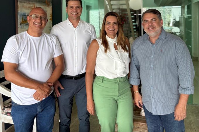 Prefeita Sheila Lemos anuncia Edivaldo Ferreira Júnior para liderança do Governo na Câmara Municipal