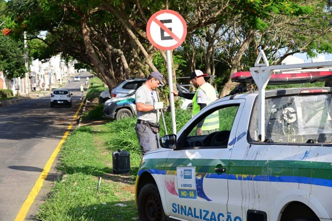 Secretaria Municipal de Mobilidade Urbana inicia implementação de binário nas Ruas Paulino Fonseca e Antônio Dantas