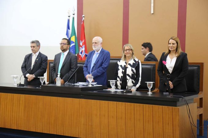 Prefeita participa de inauguração da Sala Passiva e Câmara de Mediação e Conciliação do Poder Judiciário