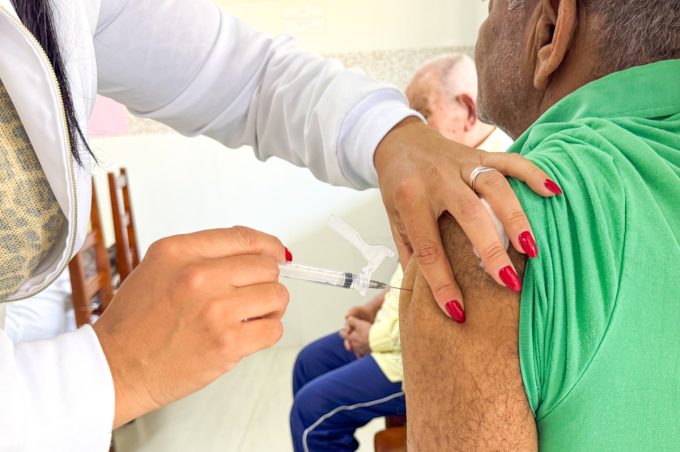 Secretaria Municipal de Saúde já aplicou mais de 31.600 doses da vacina contra influenza em Vitória da Conquista