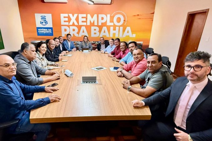Prefeita Sheila Lemos tira licença de 15 dias. Agendas serão cumpridas pelo prefeito em exercício, Dr. Aloisio Alan