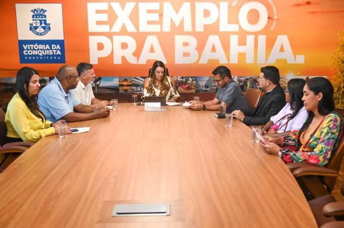 Governo Municipal dialoga com representantes da Igreja Católica sobre Dia Nacional da Juventude
