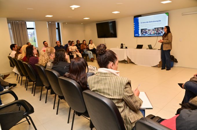 Prefeitura reúne sindicatos para apresentar programas de valorização e capacitação dos servidores municipais