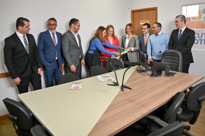 Representantes do CNJ e do TJBA conhecem Complexo de Escuta Protegida, elogiam e buscam expandir experiência