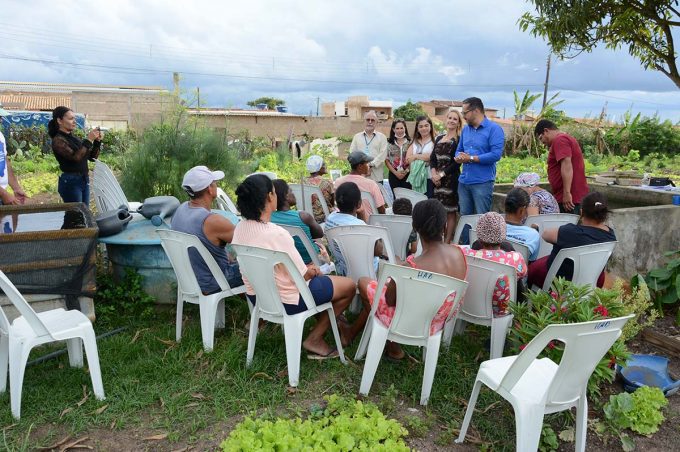 Semdes ouve produtores e faz diagnóstico de funcionamento das hortas comunitárias para oferecer mais apoio