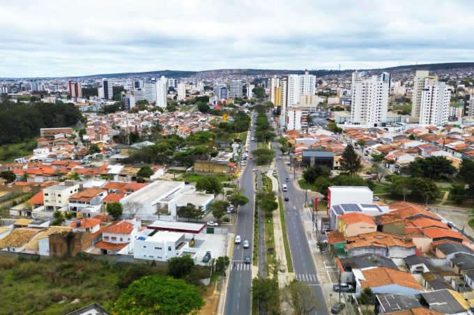 Governo Municipal assina contrato para implementação do projeto Muralha Digital em Vitória da Conquista
