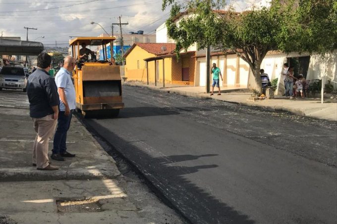 Prefeitura asfalta importantes avenidas da Zona Oeste