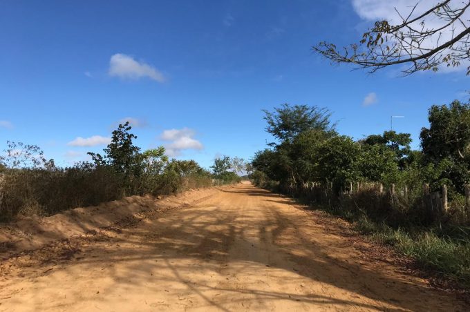 Prefeitura investe em estradas da zona rural