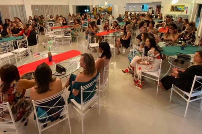 Educação realiza confraternização natalina com gestores escolares