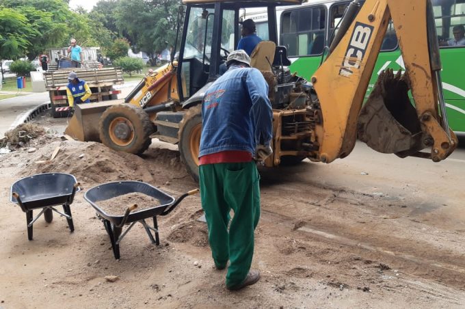 Apenados do Projeto Começar de Novo participam de força-tarefa para limpar o município após chuvas