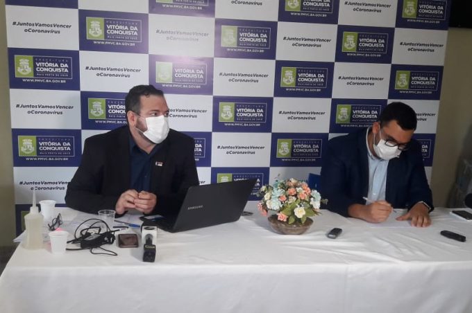 Em entrevista coletiva, Comitê de Gestão de Crise e Secretaria de Saúde explicam medidas para garantir combate ao coronavírus