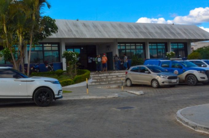 Agentes de fiscalização registram Boletim de Ocorrência contra vereador