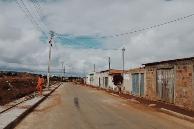 Pavimentação e drenagem do Recanto das Águas: obras já estão em fase final