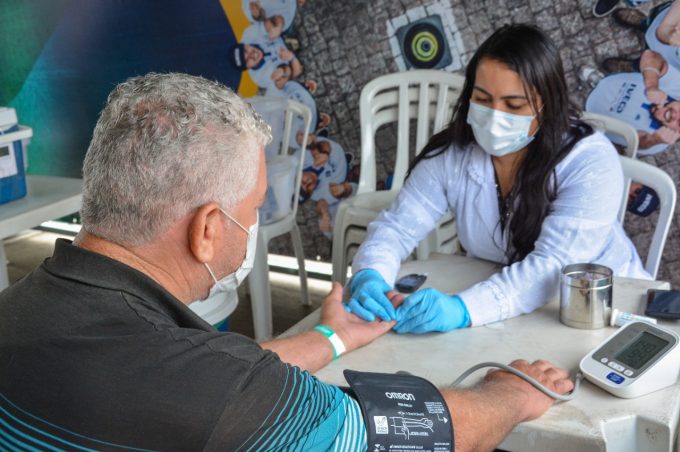 Prefeitura oferece serviços de saúde aos caminhoneiros participantes da Gincana dos Caminhoneiros