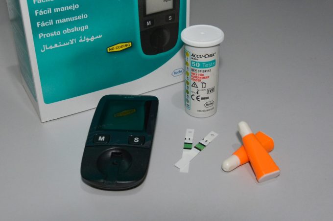 Farmácia da Família disponibiliza glicosímetros para pacientes com Diabetes Mellitus e gestantes de alto risco com descontrole glicêmico