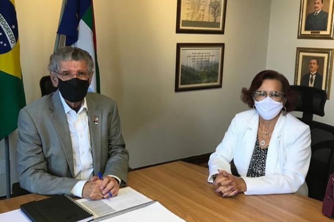 Prefeito está afastado por motivo de saúde