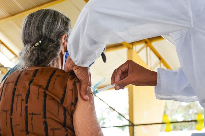 Município inicia etapa de vacinação dos idosos entre 87 e 89 anos