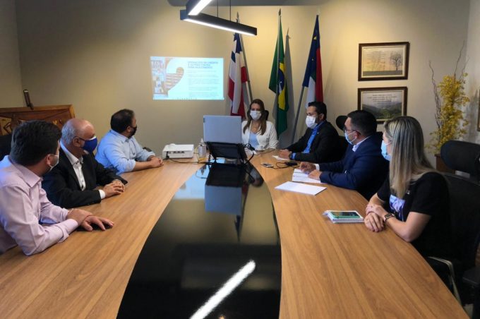 Prefeita Sheila, ACM Neto e lideranças estaduais discutem gestão pública em encontro virtual